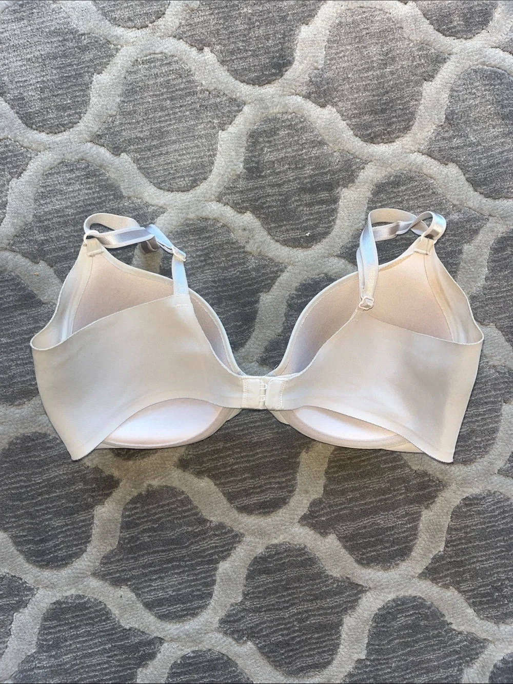 Warner's Light Ivory Seamless T-Shirt Bra